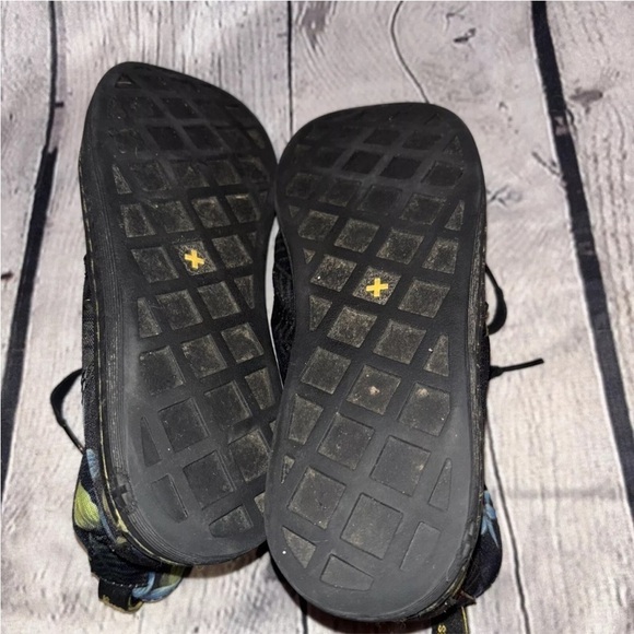 Dr. Martens Hackney Women’s Tropical Floral Canvas Boots US Sz 7 Combat Lace-Up - Picture 6 of 7